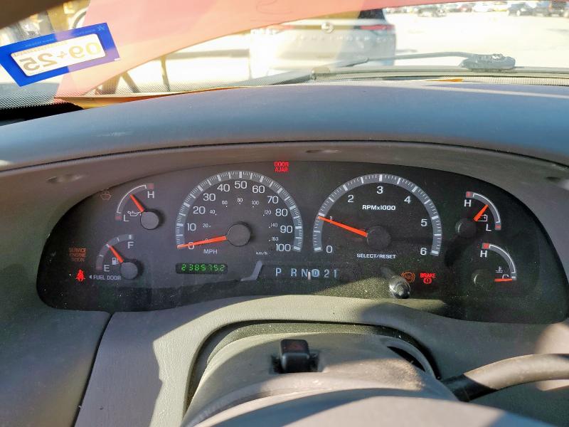 Photo 9 from auction – 2001 FORD EXPEDITION with VIN 1FMPU16L21LB51251