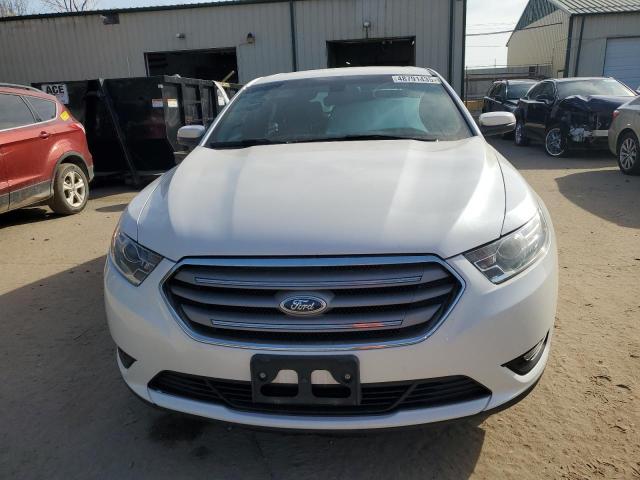 Photo 5 from auction – 2015 FORD TAURUS SEL with VIN 1FAHP2E85FG189582