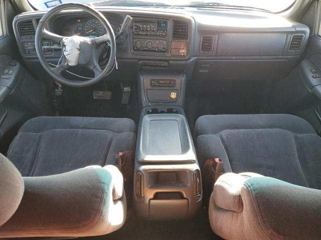 Photo 8 from auction – 2000 CHEVROLET SILVERADO with VIN 1GCFC29U7YE331000
