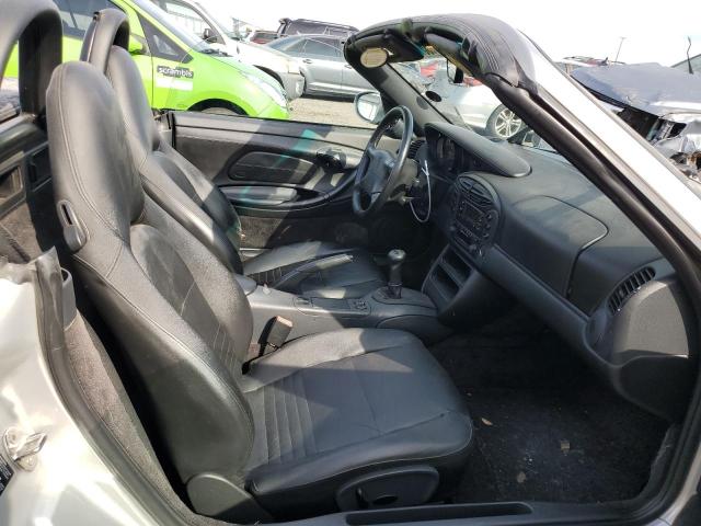 Photo 10 from auction – 1999 PORSCHE BOXSTER with VIN WP0CA2985XU628802