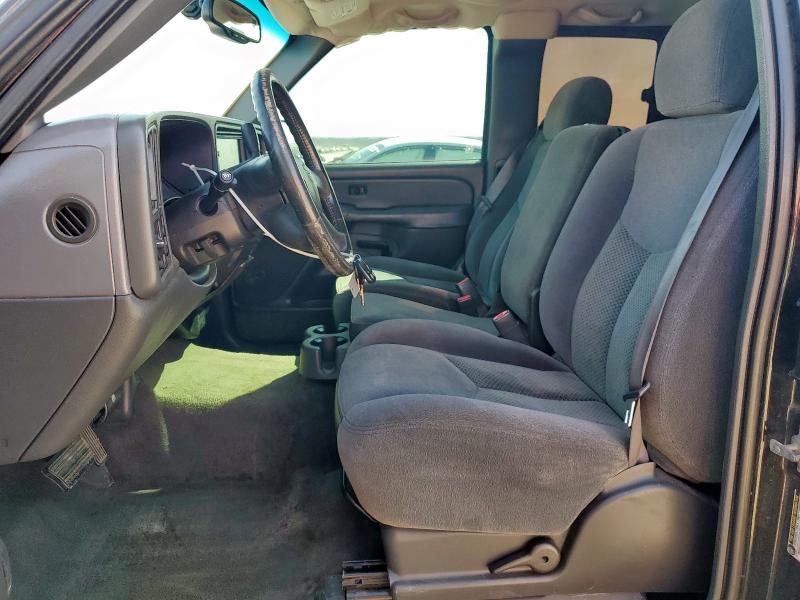 Photo 7 from auction – 2004 CHEVROLET SILVERADO with VIN 2GCEC19VX41324388
