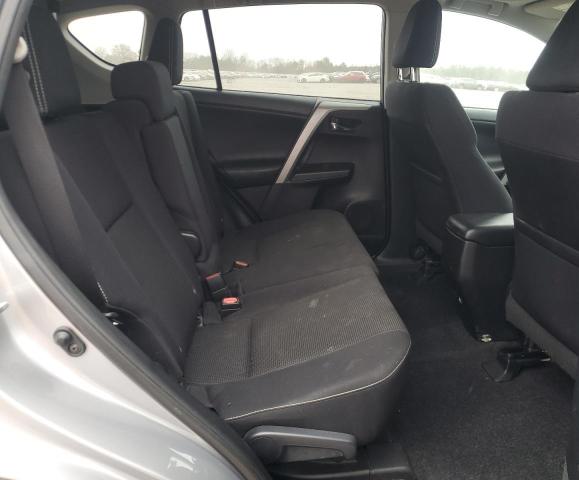 Photo 11 from auction – 2017 TOYOTA RAV4 XLE with VIN 2T3RFREV2HW692137