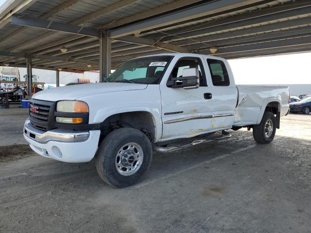 GMC SIERRA C25 2004 with VIN 1GTHC29U14E392068 - Photo from auction