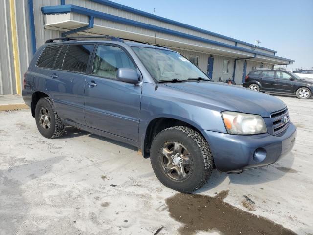 Снимка 4 от търг – 2004 TOYOTA HIGHLANDER с VIN JTEHD21A140032970