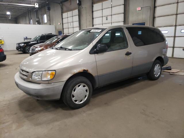 TOYOTA SIENNA CE 2000 with VIN 4T3GF19C1YU226507 - Photo from auction