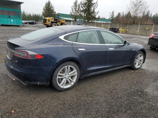 Photo 3 from auction – 2013 TESLA MODEL S with VIN 5YJSA1CN7DFP22026