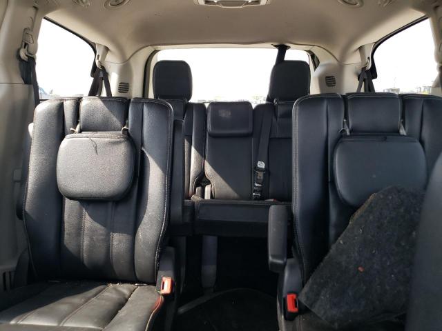 Photo 10 from auction – 2015 CHRYSLER TOWN & COU with VIN 2C4RC1BG6FR595367