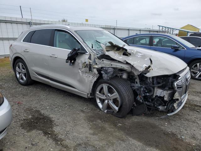 Photo 4 from auction – 2019 AUDI E-TRON PRE with VIN WA1LABGE8KB011840