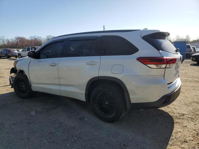 Photo 2 from auction – 2017 TOYOTA HIGHLANDER with VIN 5TDDZRFH5HS420676
