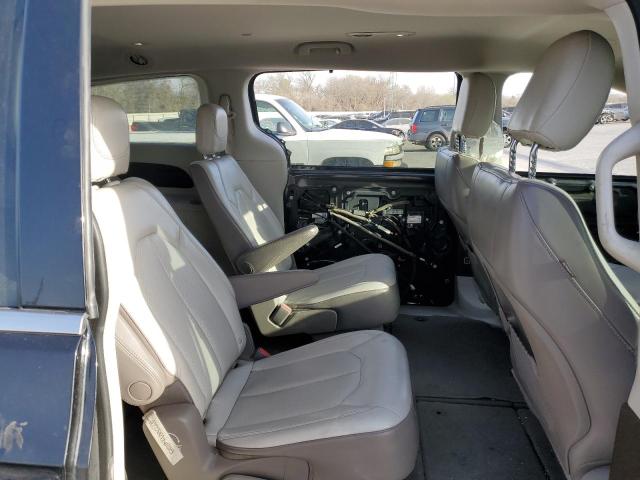 Photo 11 from auction – 2020 CHRYSLER VOYAGER LX with VIN 2C4RC1DG8LR163596