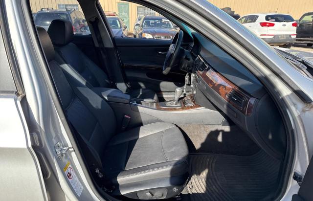 Photo 5 from auction – 2006 BMW 325 I AUTO with VIN WBAVB17586NK36492