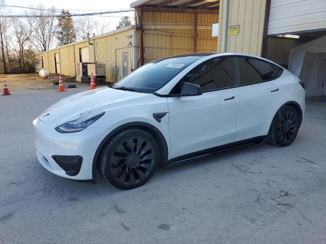 TESLA MODEL Y 2020 with VIN 5YJYGDEF8LF039587 - Photo from auction