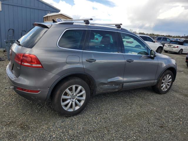 Photo 3 from auction – 2011 VOLKSWAGEN TOUAREG V6 with VIN WVGFF9BP5BD005113