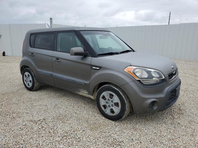 Photo 4 from auction – 2013 KIA SOUL with VIN KNDJT2A58D7631464