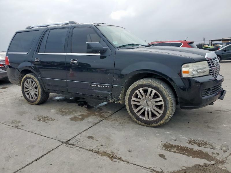 Photo 4 from auction – 2009 LINCOLN NAVIGATOR with VIN 5LMFU27589EJ00139