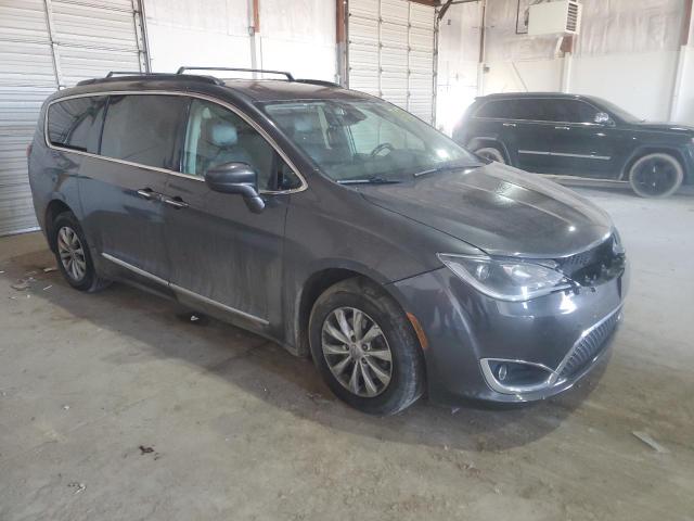 Photo 4 from auction – 2017 CHRYSLER PACIFICA T with VIN 2C4RC1BG8HR569792