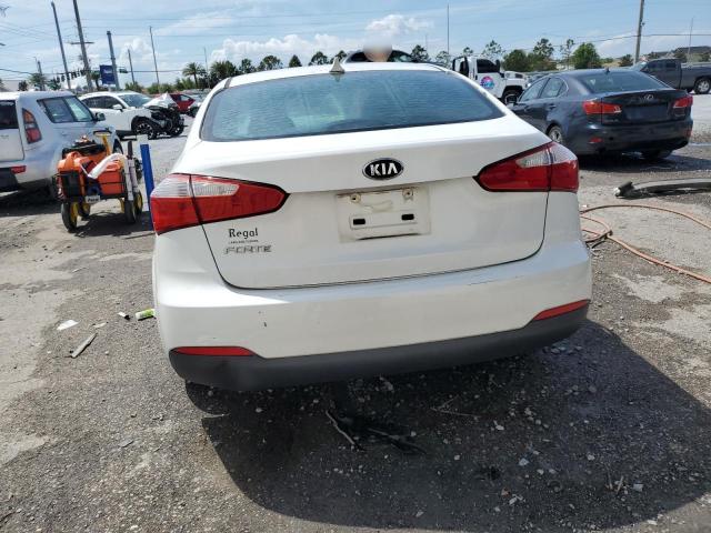 Photo 6 from auction – 2015 KIA FORTE LX with VIN KNAFX4A67F5416393