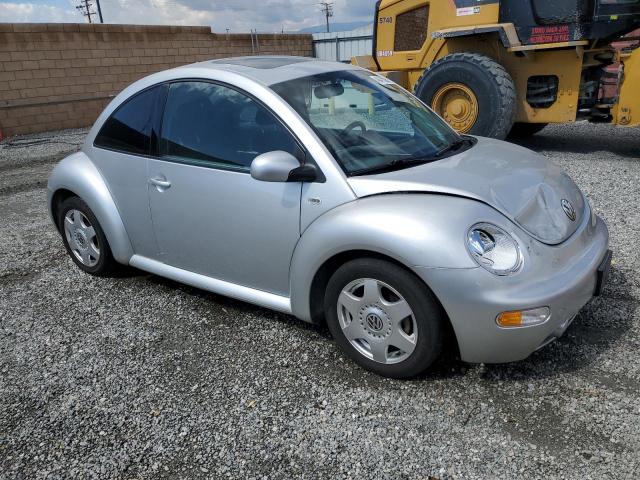 Photo 4 from auction – 2001 VOLKSWAGEN NEW BEETLE with VIN 3VWCK21C81M435260