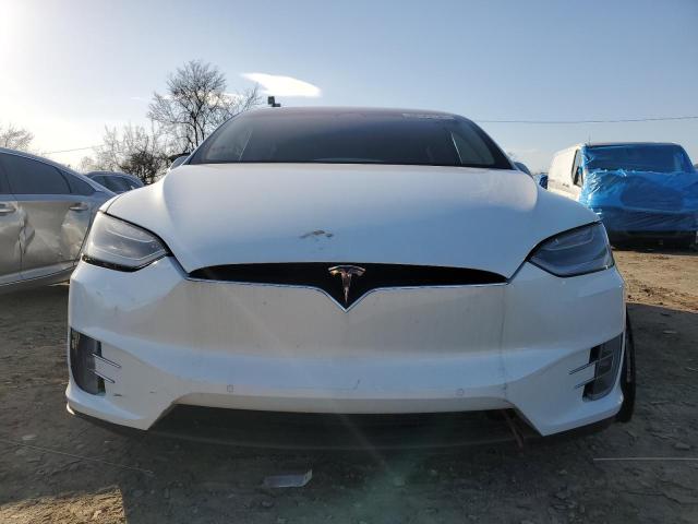 Photo 5 from auction – 2018 TESLA MODEL X with VIN 5YJXCDE28JF102270
