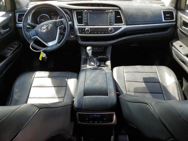 Photo 8 from auction – 2018 TOYOTA HIGHLANDER with VIN 5TDKZRFH9JS530546