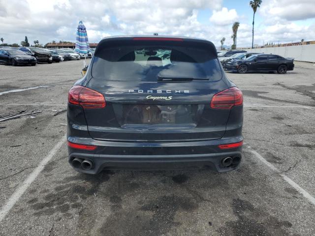 Photo 6 from auction – 2017 PORSCHE CAYENNE SE with VIN WP1AE2A26HLA74128