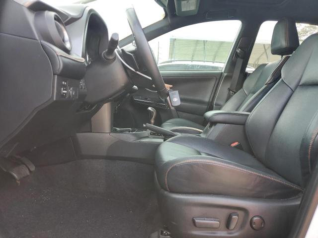 Photo 7 from auction – 2018 TOYOTA RAV4 SE with VIN 2T3JFREV3JW706033