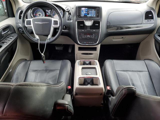 Photo 8 from auction – 2016 CHRYSLER TOWN & COU with VIN 2C4RC1BG8GR126654