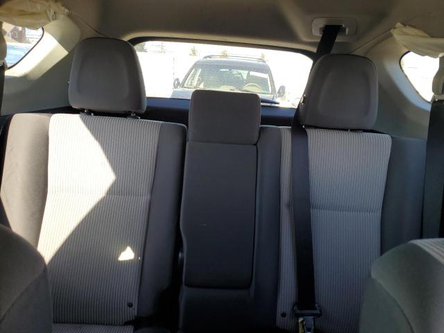 Photo 10 from auction – 2015 TOYOTA RAV4 LE with VIN JTMBFREV7FJ046086