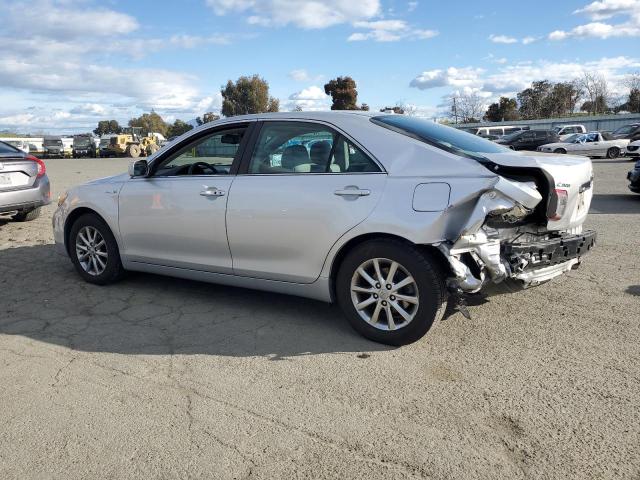 Photo 2 from auction – 2011 TOYOTA CAMRY HYBR with VIN 4T1BB3EK2BU141528