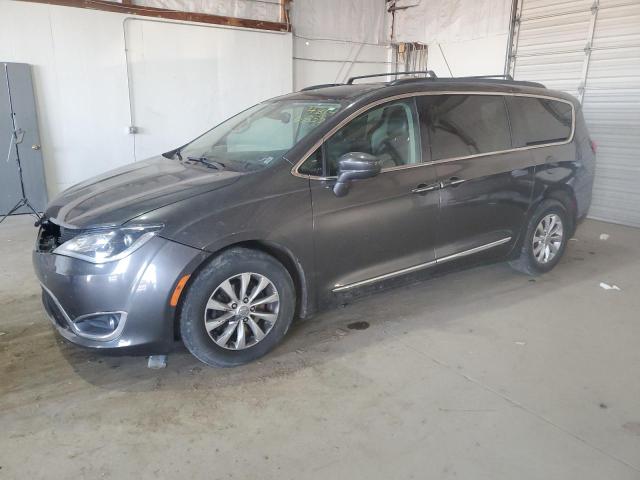 CHRYSLER PACIFICA T 2017 with VIN 2C4RC1BG8HR569792 - Photo from auction