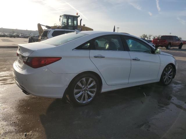 Photo 3 from auction – 2012 HYUNDAI SONATA SE with VIN 5NPEC4AC6CH384628