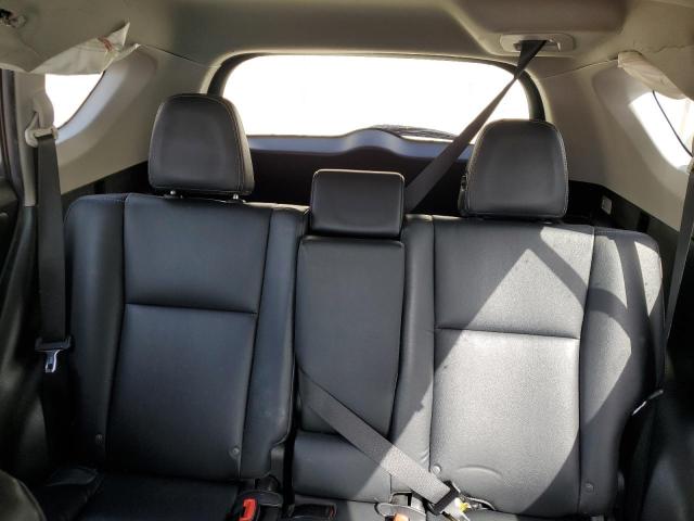Photo 10 from auction – 2015 TOYOTA RAV4 LIMIT with VIN 2T3YFREV1FW188848