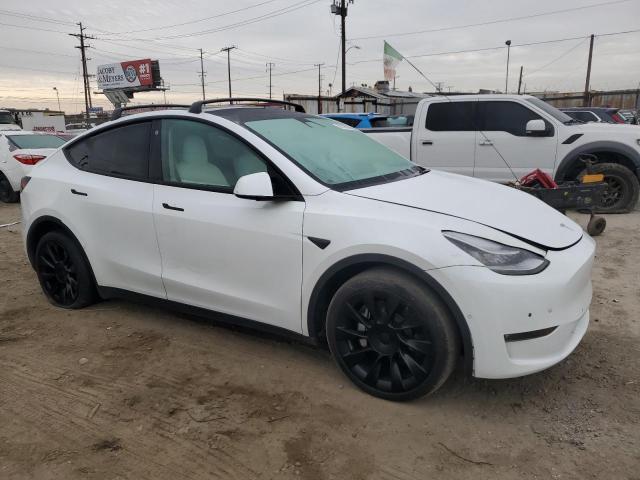 Снимка 4 от търг – 2021 TESLA MODEL Y с VIN 5YJYGAEE4MF228681
