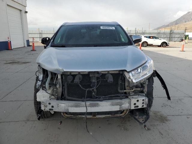 Photo 5 from auction – 2017 TOYOTA HIGHLANDER with VIN 5TDJGRFH8HS034407