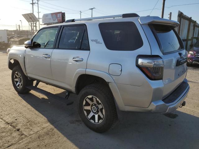 Photo 2 from auction – 2018 TOYOTA 4RUNNER SR with VIN JTEBU5JR7J5523507