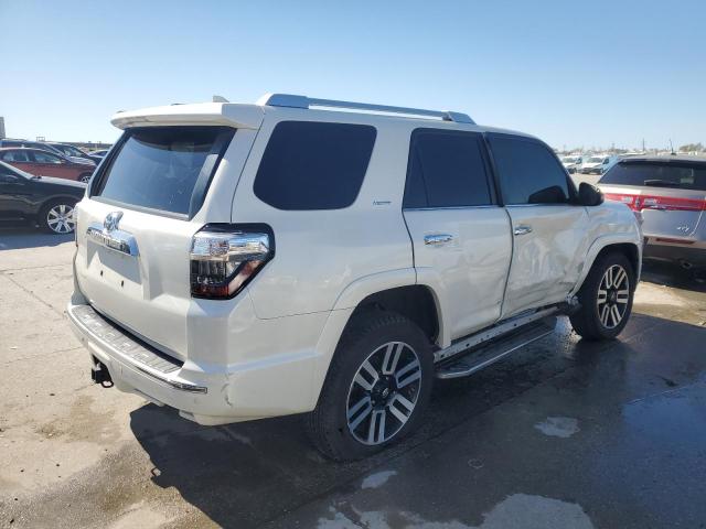 Photo 3 from auction – 2018 TOYOTA 4RUNNER SR with VIN JTEBU5JR6J5605650