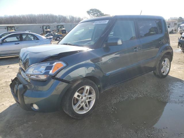 KIA SOUL + 2011 with VIN KNDJT2A27B7312785 - Photo from auction
