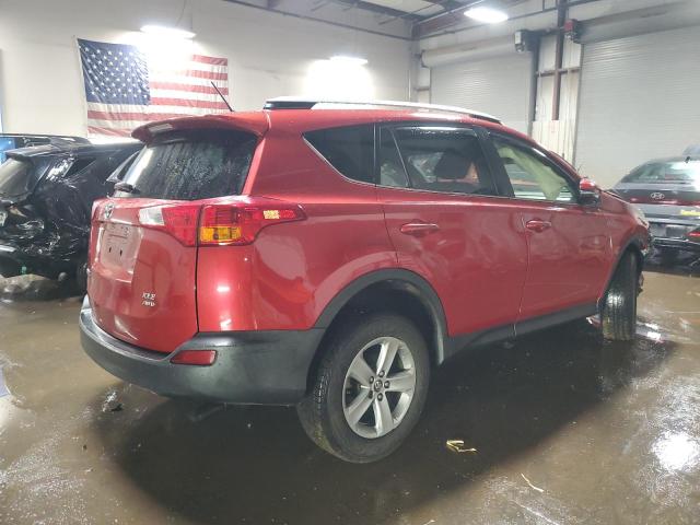 Photo 3 from auction – 2015 TOYOTA RAV4 XLE with VIN JTMRFREVXFJ047876