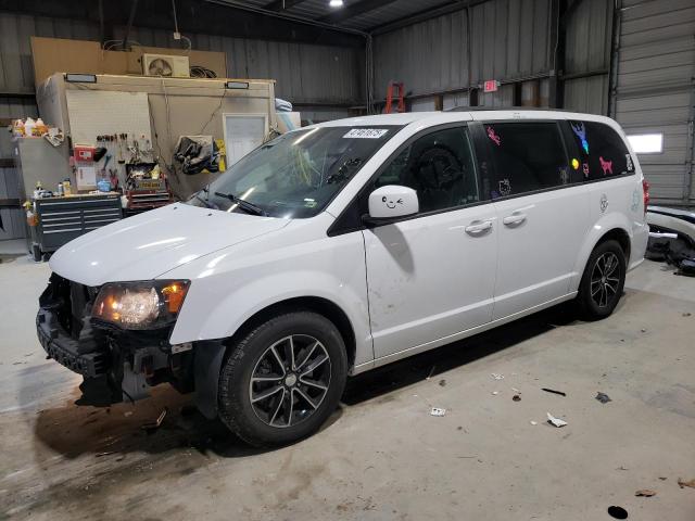 DODGE GRAND CARA 2018 with VIN 2C4RDGEG1JR282215 - Photo from auction