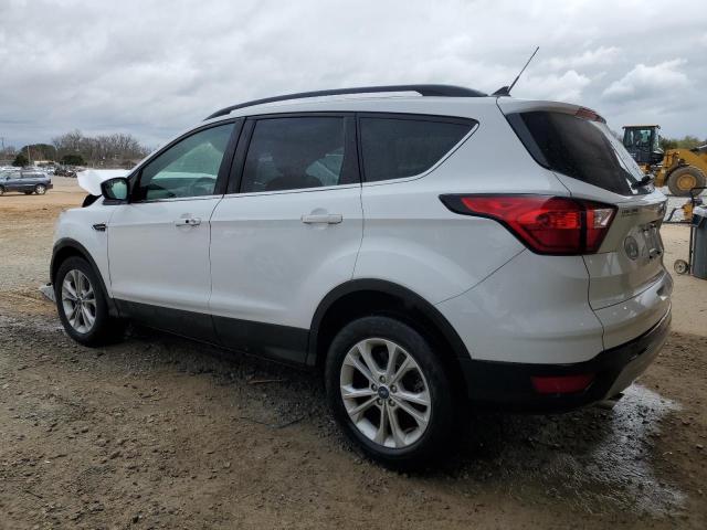 Photo 2 from auction – 2019 FORD ESCAPE SEL with VIN 1FMCU0HD2KUC19249