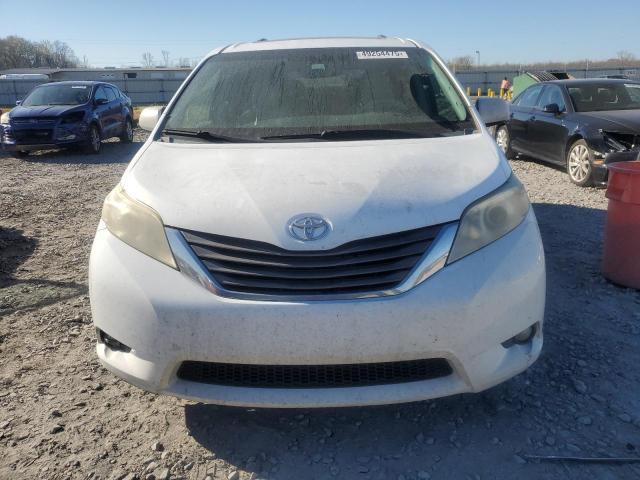 Photo 5 from auction – 2011 TOYOTA SIENNA XLE with VIN 5TDYK3DCXBS148577