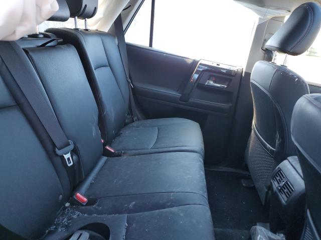 Photo 11 from auction – 2022 TOYOTA 4RUNNER SR with VIN JTERU5JR2N6007568