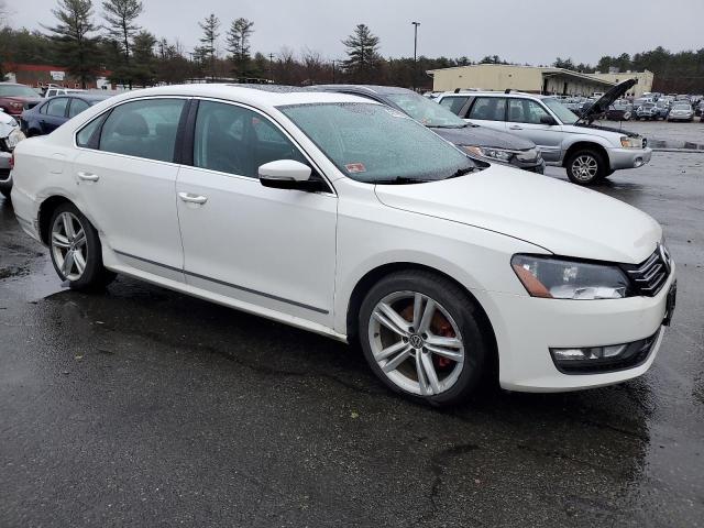 Photo 4 from auction – 2015 VOLKSWAGEN PASSAT SE with VIN 1VWBS7A36FC044433