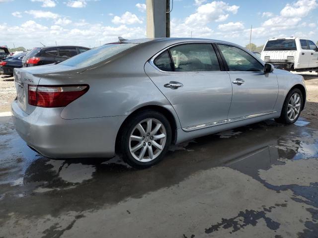 Снимка 3 от търг – 2007 LEXUS LS 460L с VIN JTHGL46F175019483