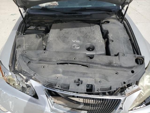 Снимка 11 от търг – 2006 LEXUS IS 250 с VIN JTHBK262765015032