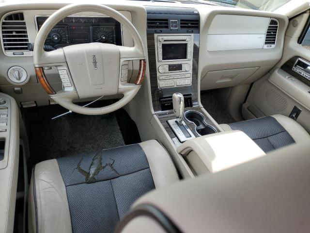 Photo 8 from auction – 2008 LINCOLN NAVIGATOR with VIN 5LMFU27548LJ16557