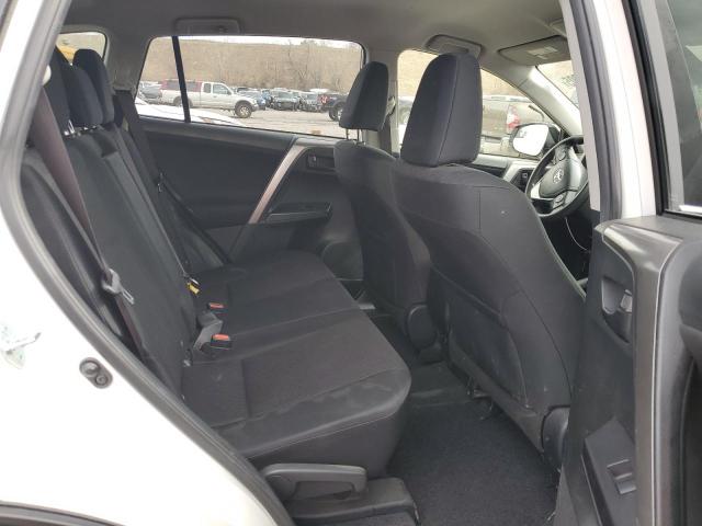 Photo 11 from auction – 2017 TOYOTA RAV4 LE with VIN JTMBFREV5HJ132208