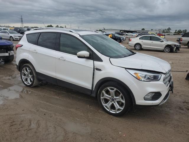 Photo 4 from auction – 2019 FORD ESCAPE TIT with VIN 1FMCU0J98KUB56745