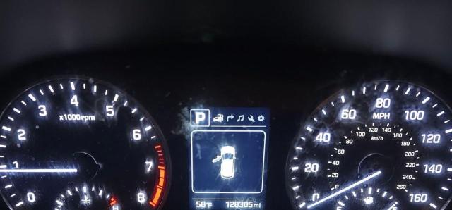 Photo 8 from auction – 2017 HYUNDAI TUCSON LIM with VIN KM8J33A28HU277623