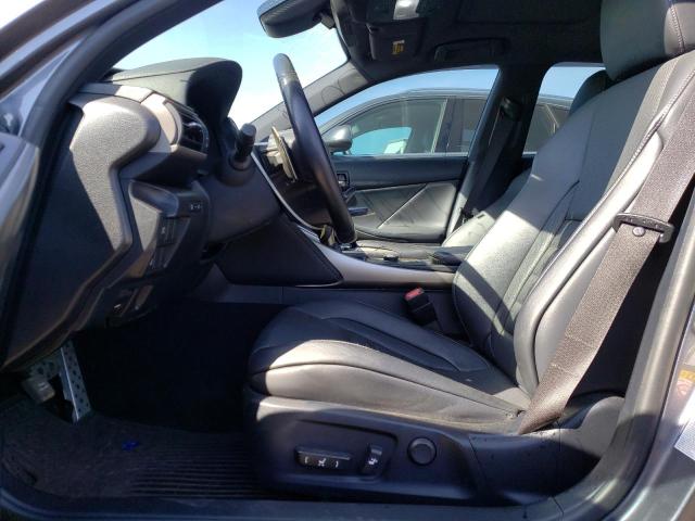 Photo 7 from auction – 2017 LEXUS IS 300 with VIN JTHCM1D29H5025141